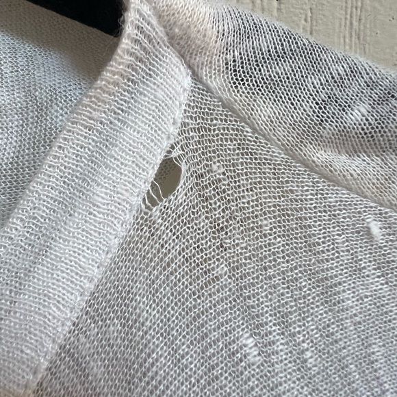 Calvin Klein Light-weight Linen Wrap - Picture 5 of 6